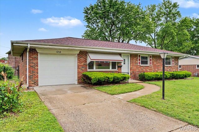 1218 Express Drive, Belleville, IL 62223