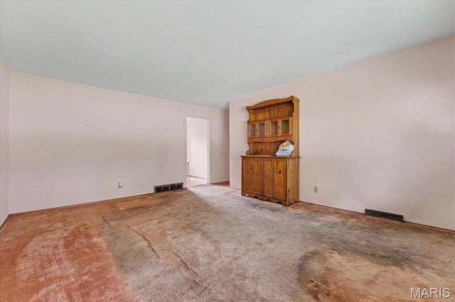 1218 Express Drive, Belleville, IL 62223