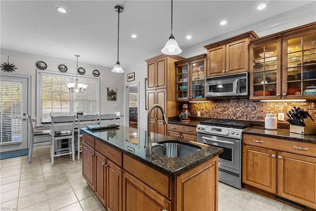 100 Short Hole, Williamsburg, VA 23188