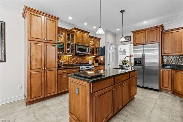 100 Short Hole, Williamsburg, VA 23188