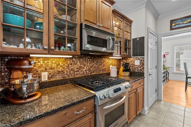 100 Short Hole, Williamsburg, VA 23188