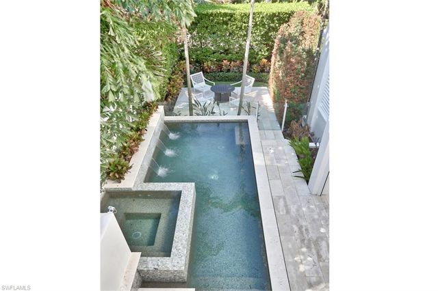 675 2nd ST S, Naples, FL 34102