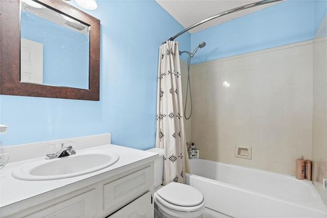 3924 Medford Drive E, Mobile, AL 36693