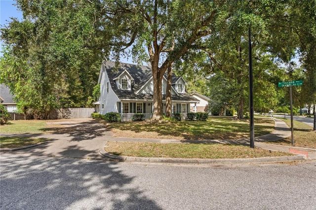 3924 Medford Drive E, Mobile, AL 36693
