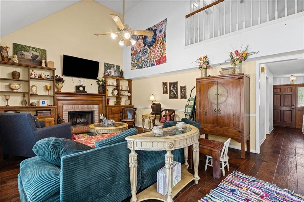 3924 Medford Drive E, Mobile, AL 36693 — photo 2