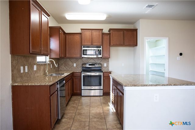 6006 Ambrose Circle, Temple, TX 76502