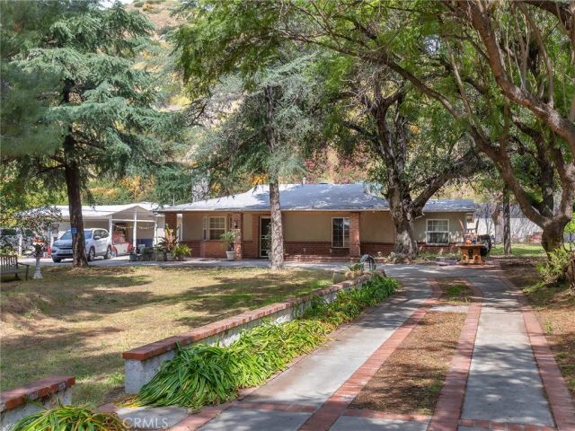 9613 La Tuna Canyon Road, Sun Valley, CA 91352