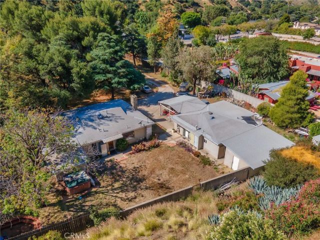 9613 La Tuna Canyon Road, Sun Valley, CA 91352