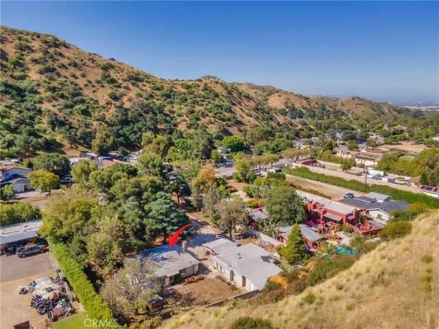 9613 La Tuna Canyon Road, Sun Valley, CA 91352