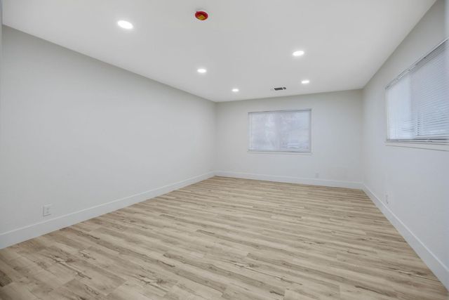 2252 S Eunice Avenue, Fresno, CA 93706