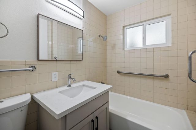 2252 S Eunice Avenue, Fresno, CA 93706