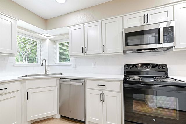 1610 Belltower Court, Lewisville, TX 75067