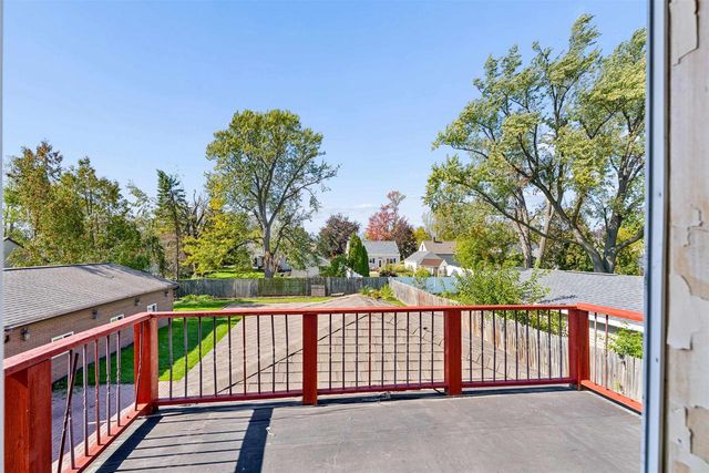 708 STATE STREET, Menasha, WI 54952