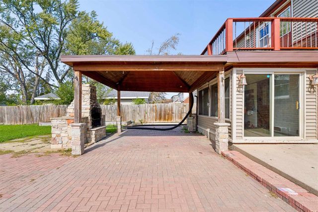 708 STATE STREET, Menasha, WI 54952