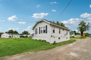 114 W 11th Street N, Newton, IA 50208