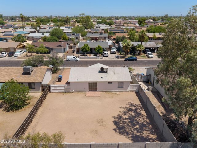 7139 W PALM Lane, Phoenix, AZ 85035