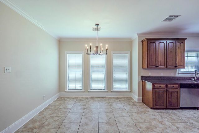 173 Camille Dr, Houma, LA 70360