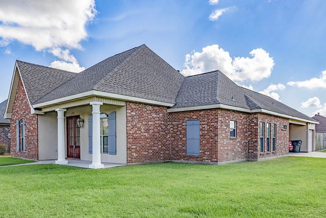 173 Camille Dr, Houma, LA 70360