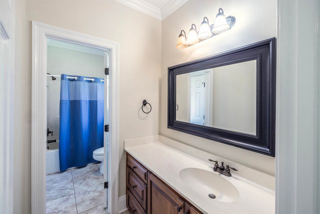 173 Camille Dr, Houma, LA 70360