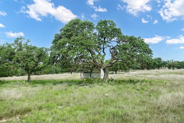 181 S Colinas Drive, Kerrville, TX 78028