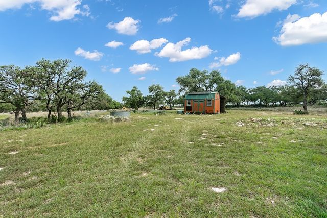 181 S Colinas Drive, Kerrville, TX 78028
