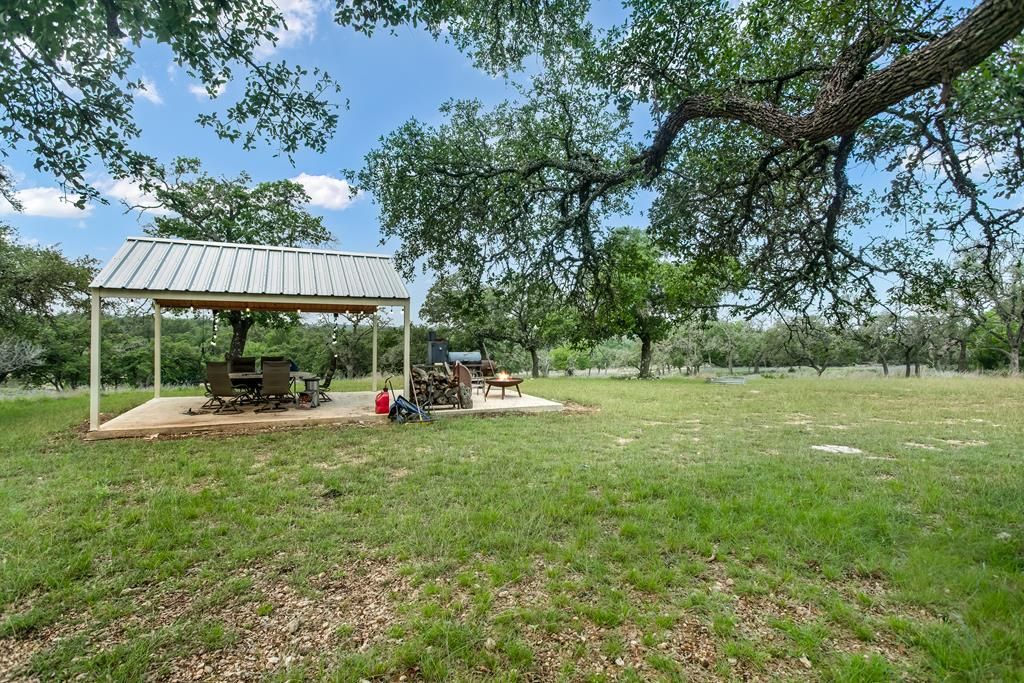 181 S Colinas Drive, Kerrville, TX 78028
