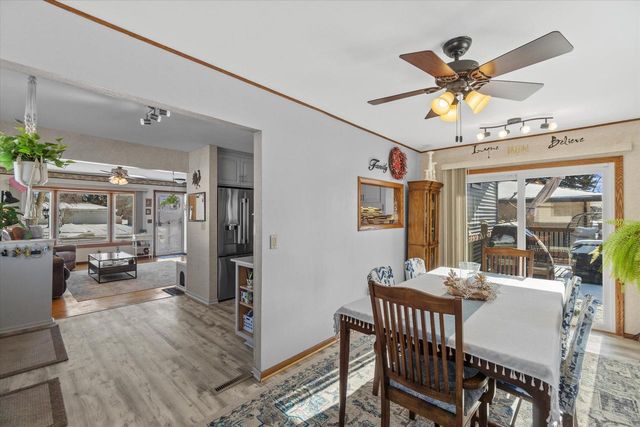 7485 S Highfield COURT, Oak Creek, WI 53154