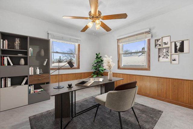 7485 S Highfield COURT, Oak Creek, WI 53154