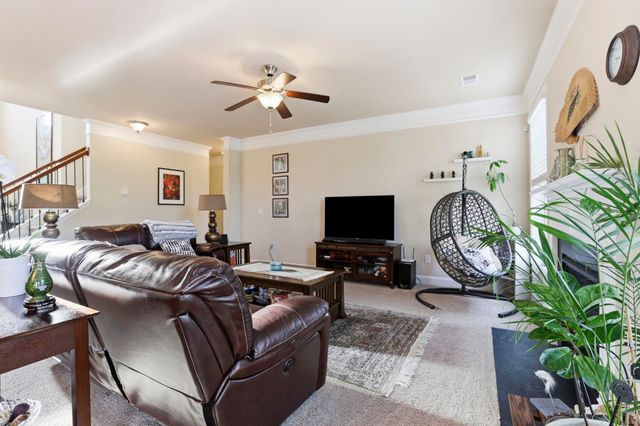 155 Sapphire Pointe Drive, Duncan, SC 29334