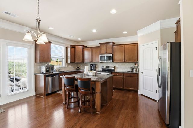 155 Sapphire Pointe Drive, Duncan, SC 29334