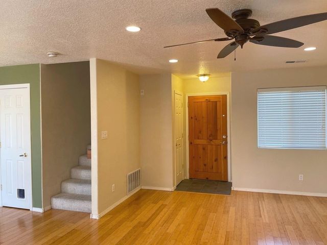 1809 Black Gold Street SE, Albuquerque, NM 87123