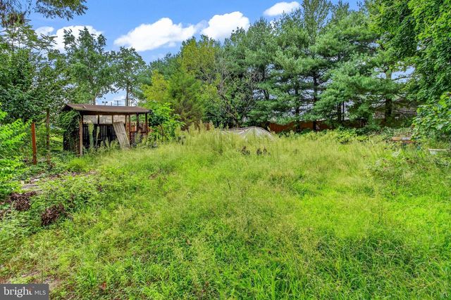 118 W PARK AVE, Vineland, NJ 08360