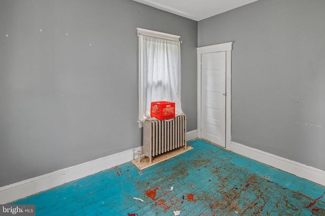 118 W PARK AVE, Vineland, NJ 08360