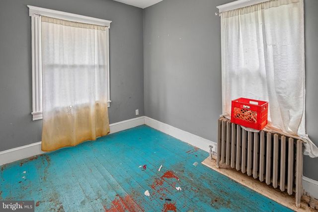 118 W PARK AVE, Vineland, NJ 08360