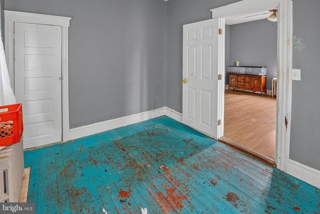 118 W PARK AVE, Vineland, NJ 08360