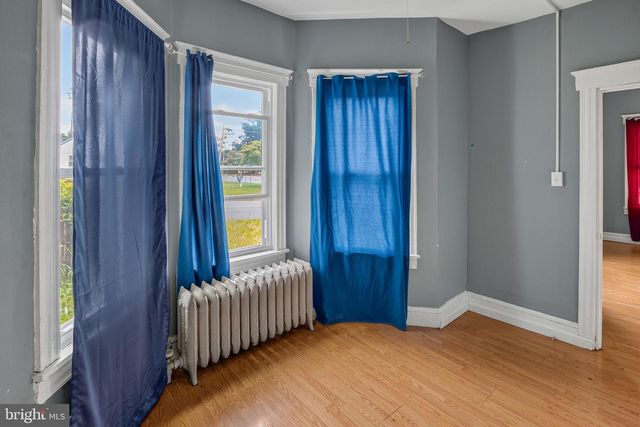 118 W PARK AVE, Vineland, NJ 08360