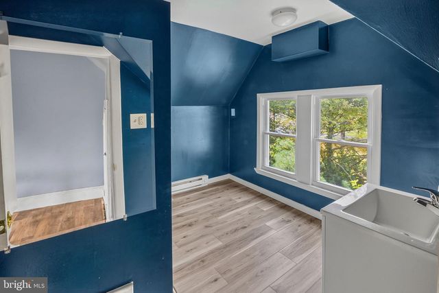 118 W PARK AVE, Vineland, NJ 08360