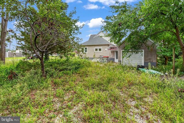 118 W PARK AVE, Vineland, NJ 08360