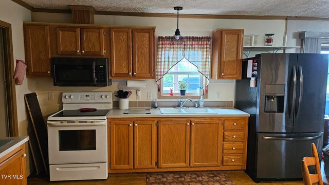 745 Barren Valley Road, Chuckey, TN 37641
