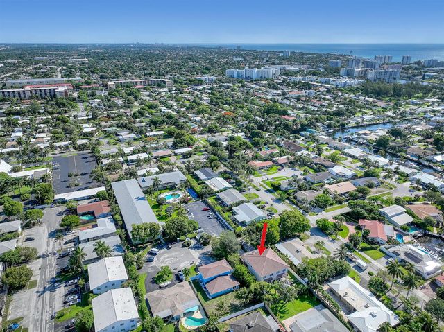 2560 NE 11th Street, Pompano Beach, FL 33062