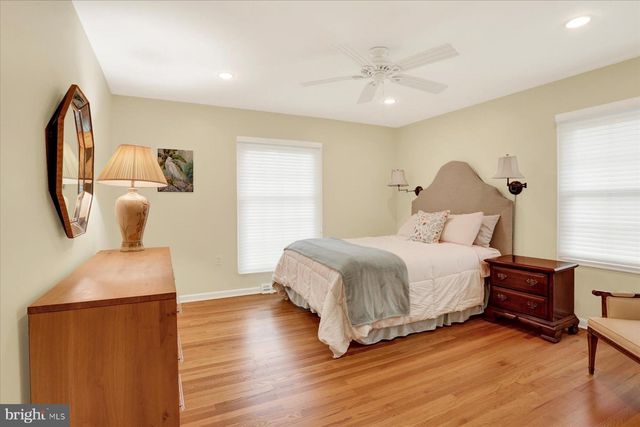 23 W WEST LAWN CIRCLE, Wormleysburg, PA 17043