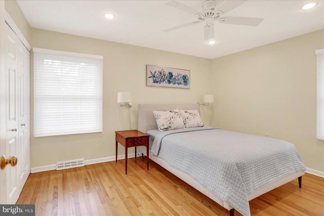 23 W WEST LAWN CIRCLE, Wormleysburg, PA 17043