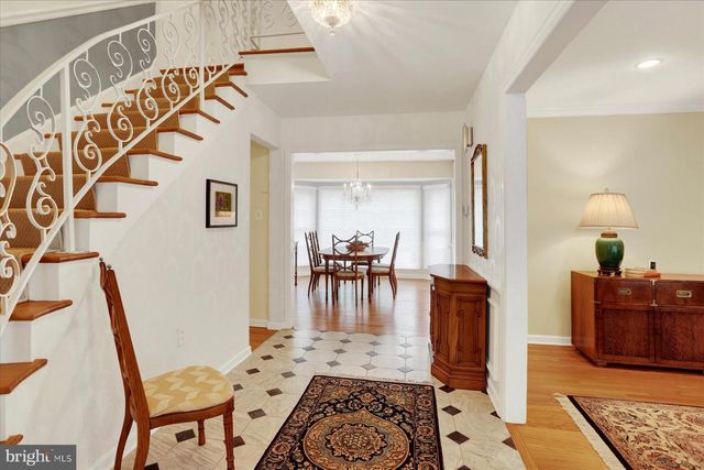 23 W WEST LAWN CIRCLE, Wormleysburg, PA 17043