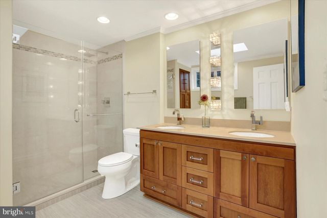 23 W WEST LAWN CIRCLE, Wormleysburg, PA 17043