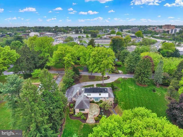 23 W WEST LAWN CIRCLE, Wormleysburg, PA 17043