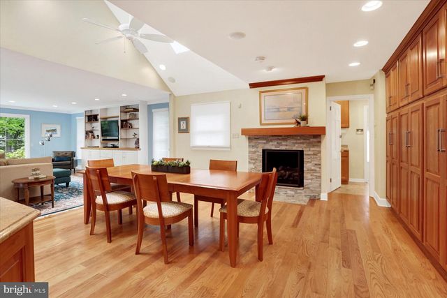23 W WEST LAWN CIRCLE, Wormleysburg, PA 17043