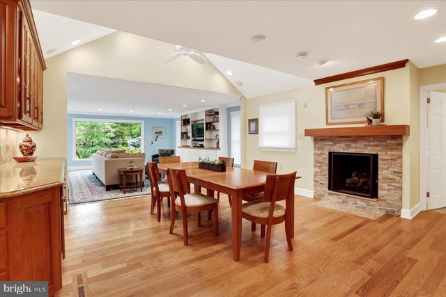 23 W WEST LAWN CIRCLE, Wormleysburg, PA 17043