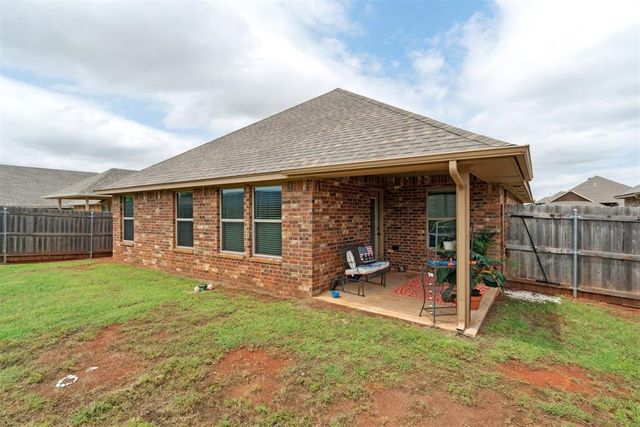 12724 NW 137th Street, Piedmont, OK 73078