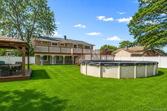 23 Ehler Street, Brentwood, NY 11717
