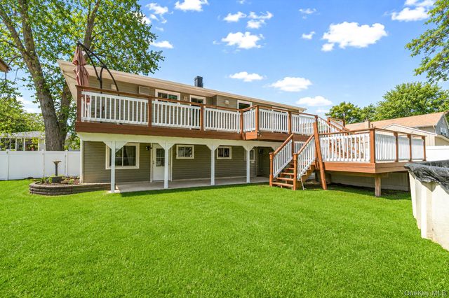 23 Ehler Street, Brentwood, NY 11717